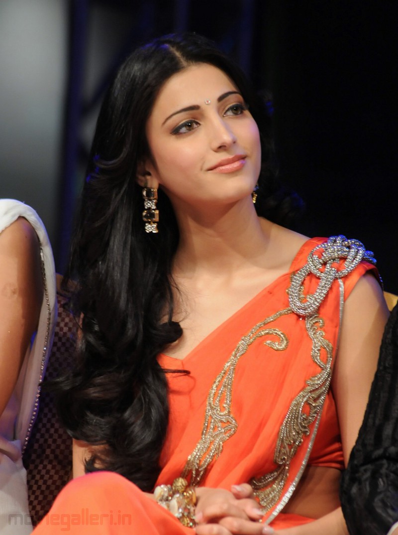 Shruti hassan spicy